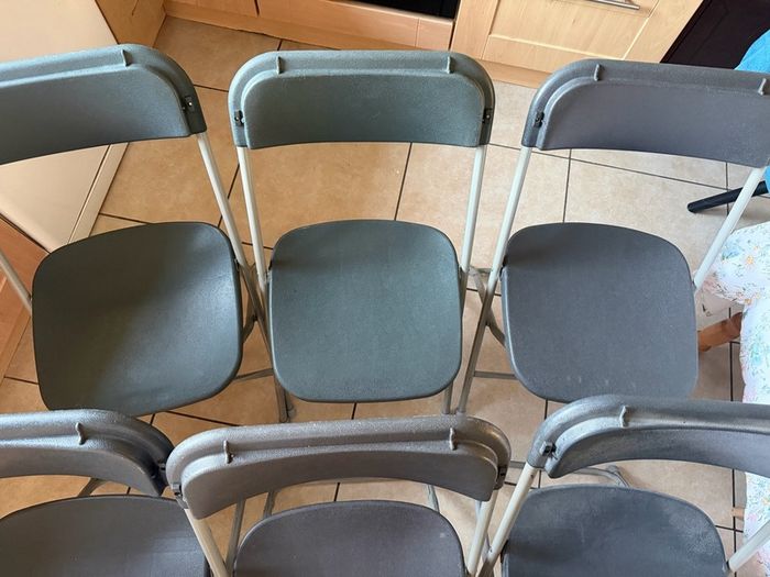 6 foldable chairs