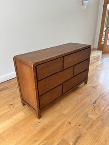 willis & gambier chest of drawers