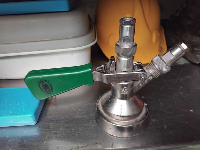 keg coupler