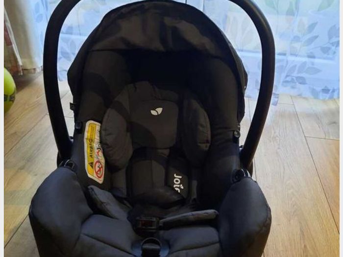 Joie infant car seat - excellent condition