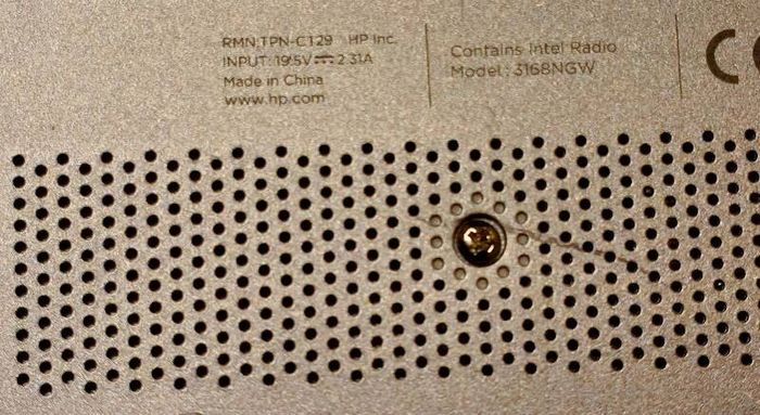Student fast Laptop HP 250 G6 / Intel i7-7500U @2.70GHz /8GB RAM / New 256GB SSD. See the pictures.