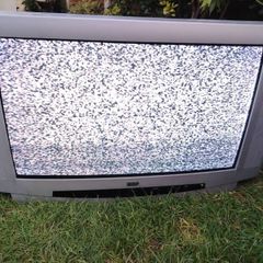 black diamond 28" Crt tv