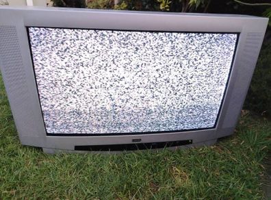 black diamond 28" Crt tv