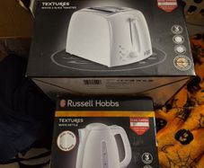 kettle and toaster