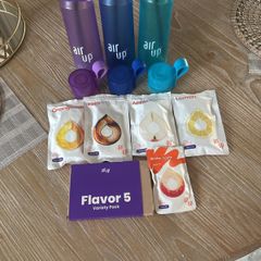 Air Up Bottles x 3 with 16 New Flavour Pods