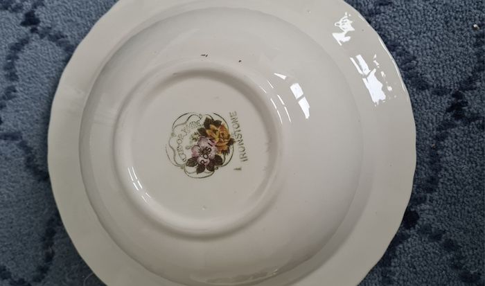 Beautiful Vintage Floral Lidded Tureen from Tudor Ware Ironstone Rosina