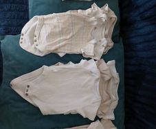Newborn vests & baby grows 5