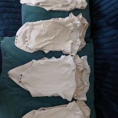 Newborn vests & baby grows 5