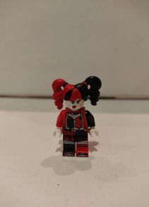 Lego Harley Quinn minifigure
