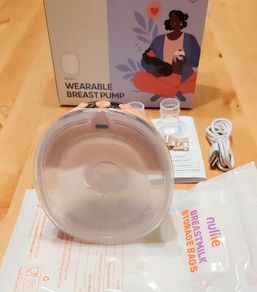 Wearable Breast Pump pink