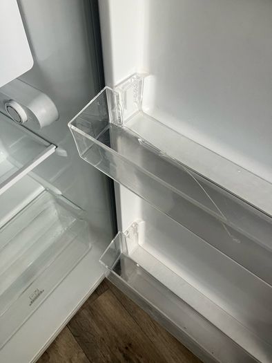 Fridge Freezer - Under Counter Compact Fridge with Freeze Zone