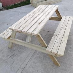 picnic bench