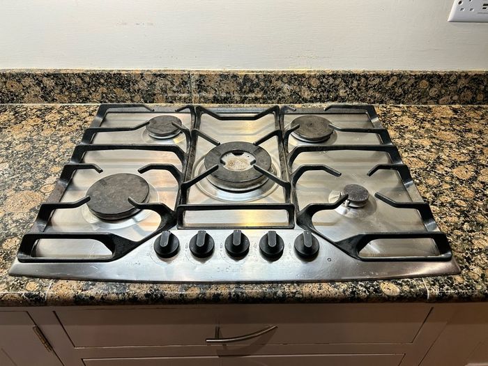 Solid Granite Kitchen Countertop