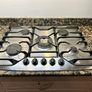 Solid Granite Kitchen Countertop Image 4