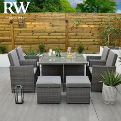 Rathwood garden 8 seater and parasol