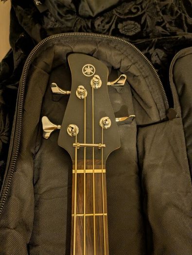 Bass guitar Yamaha RBX174