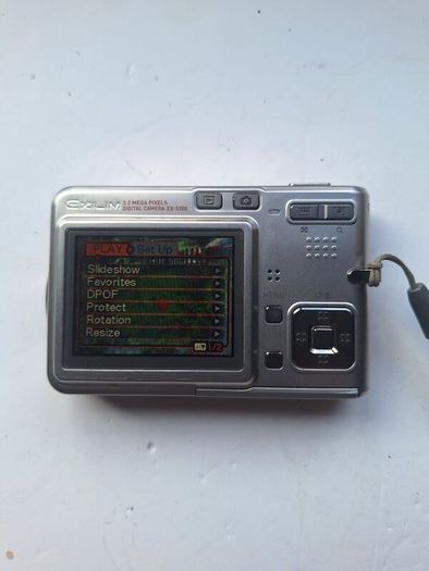 Casio Exilim EX-S100 Digital Camera