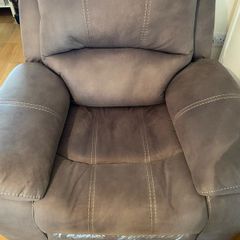 Michael Murphy:Presley Grey Fabric Electric Recliner Armchair