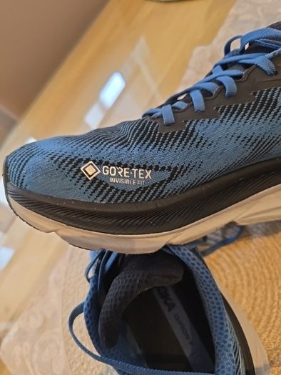 Men's Hoka  Clifton 9 Gore-tex