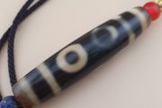 Vintage 5 Eyes Agate Bead Amulet pendant Necklace