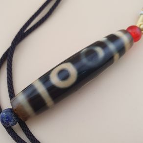 Vintage 5 Eyes Agate Bead Amulet pendant Necklace