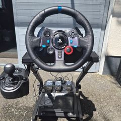 Logitech G29 Steering Wheel ,Shifter ,Pedals and Stand PS5 PS4 PS3