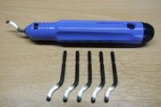 Deburring tool