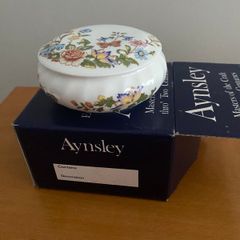 Aynsley cottage garden trinket box with lid