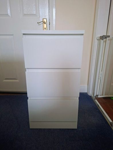 Ikea Malm chest of 3 drawers