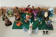 Skylanders Figure Bundle  Mixed Characters &amp; Accessories