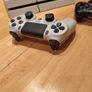 Playstation 4 White CUH-1116A 500GB + 2 controllers Image 3