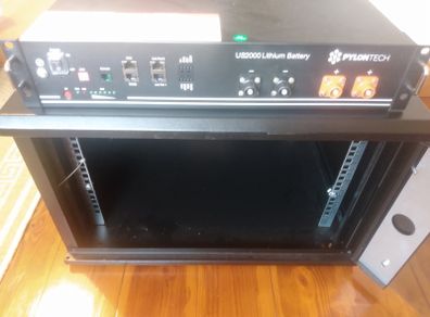 Pylontech US2000 2.4kWh Lithium Solar Battery + Lockable 19" Server Cabinet & Cables