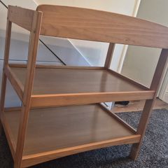 Babylo Changing Table