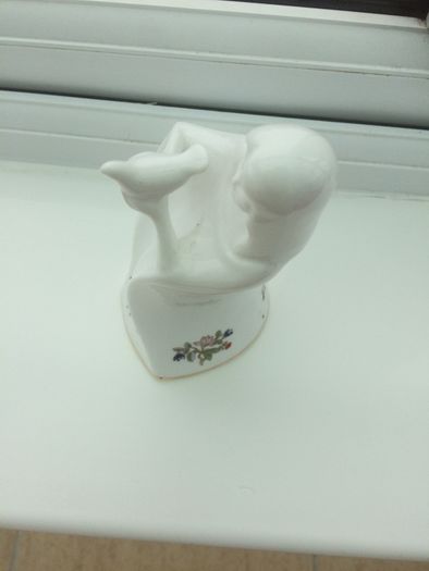 Beautiful Tara porcelain lady