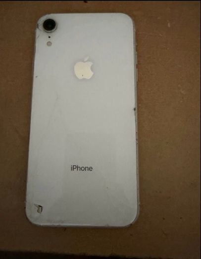 iPhone XR white