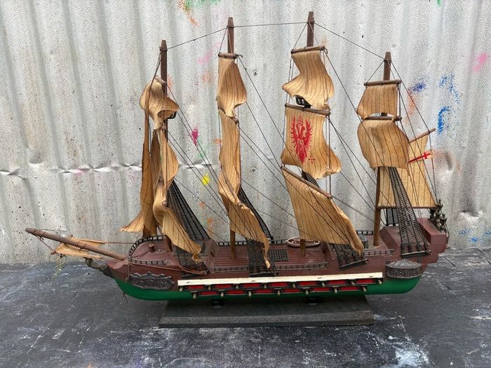 Vintage Galleon sailing ship display