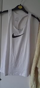 nike top