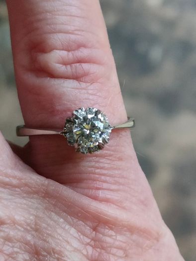 Diamond cluster engagement ring with papers