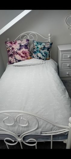 single bed frame