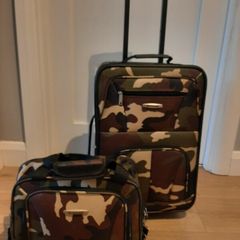 Travel luggage set