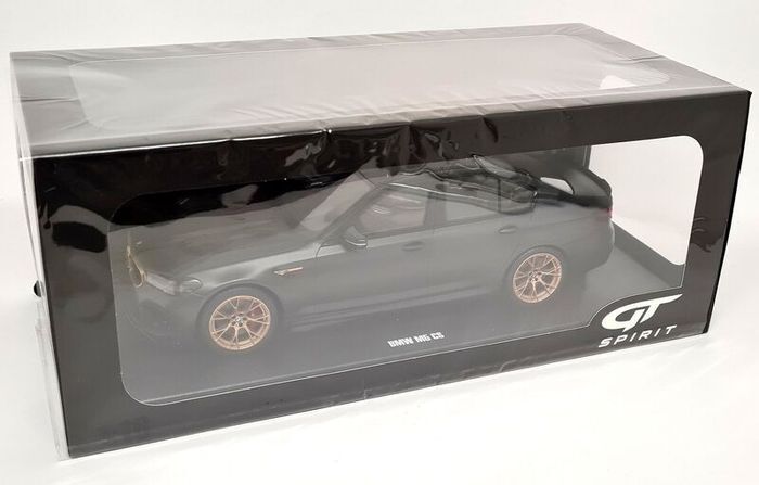 Bmw M5 Cs (f90) Frozen Grey 2021 Gt-spirit 1/18 New In Box