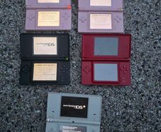 5 x Nintendo DS Lite/DSi Consoles (Free Post)