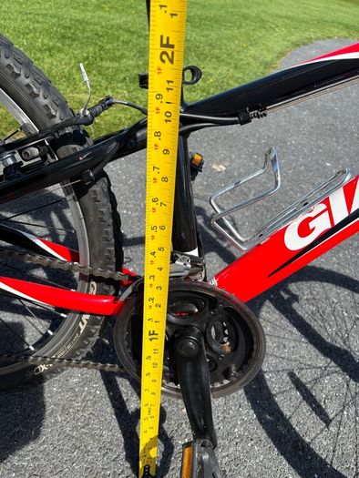 Giant XTC 24 Mountain Bike in Great Condition