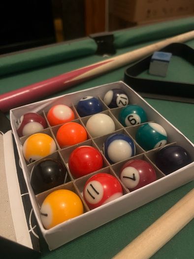 Mini pool table - party game / date night game