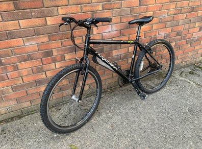 26 Inch Ridgeback Terrain602lx hybrid bike
