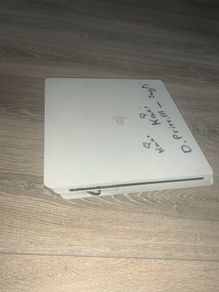 White PS4