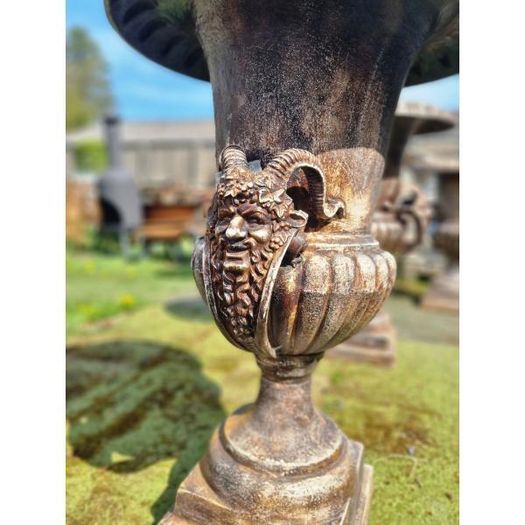 Large Urns Aged Bronze Pair H417