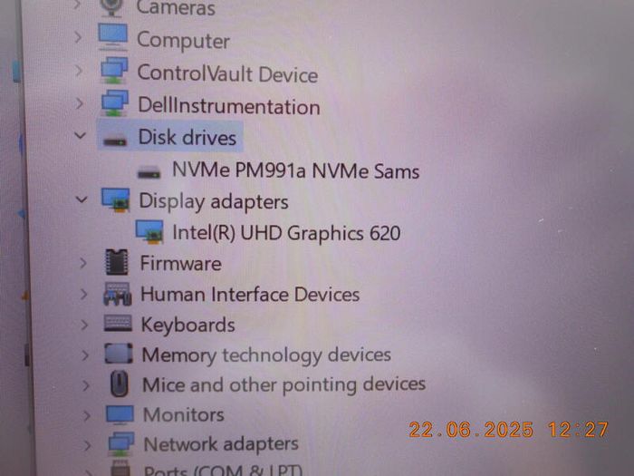 Intel i7 16GB Ram Dell Latitude 7300 Laptop Professional Business Laptop Carbon Fiber Model