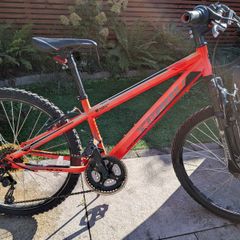 2 x Girls bikes