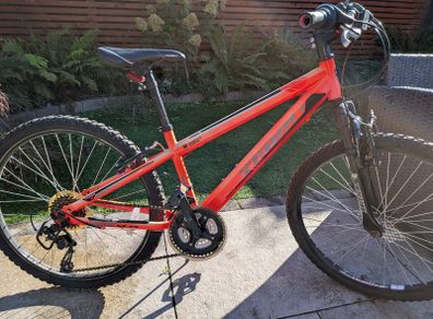 2 x Girls bikes